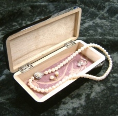 桐製の越前塗り/漆黒