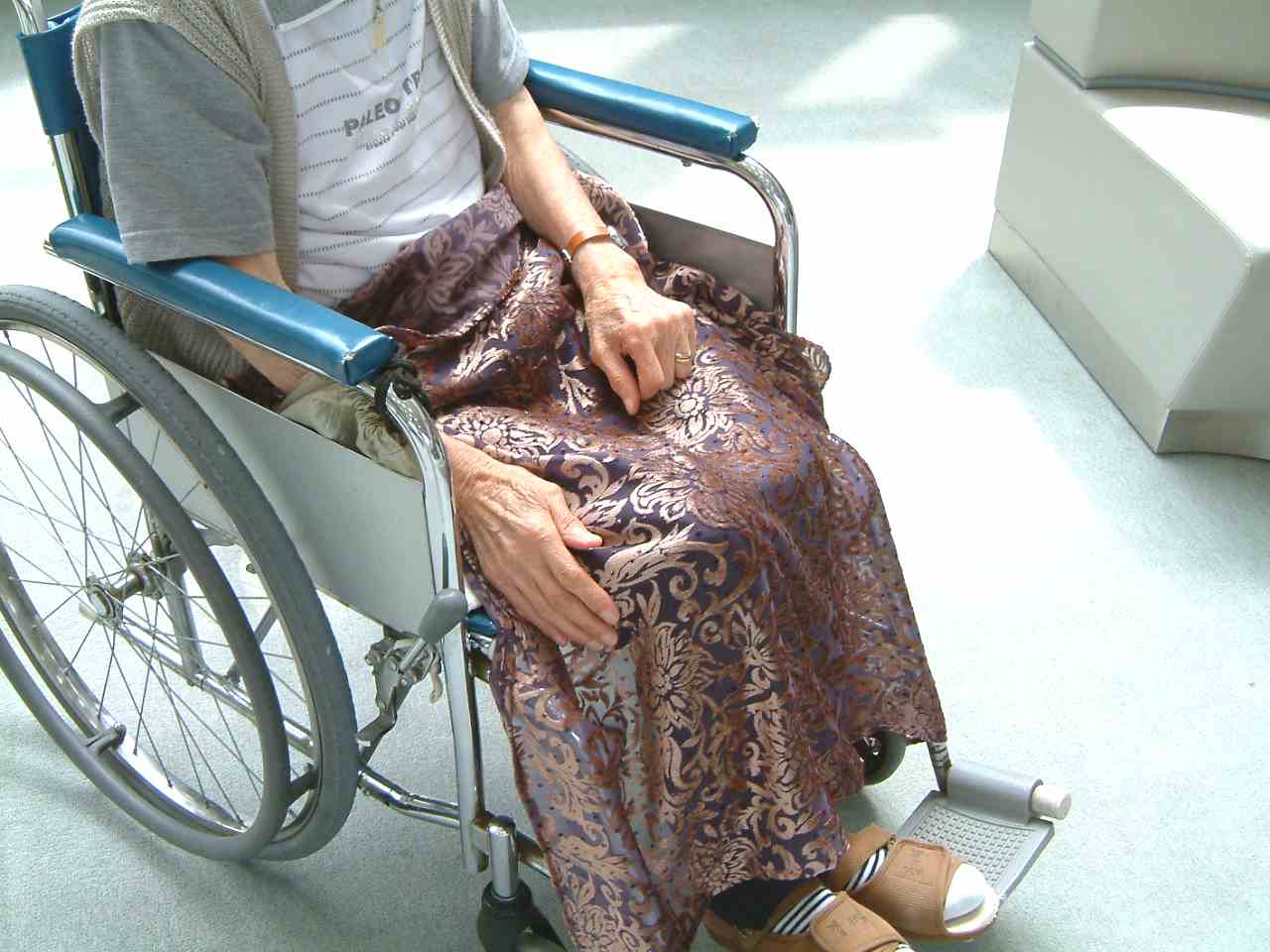 養護・介護用品(車いす)